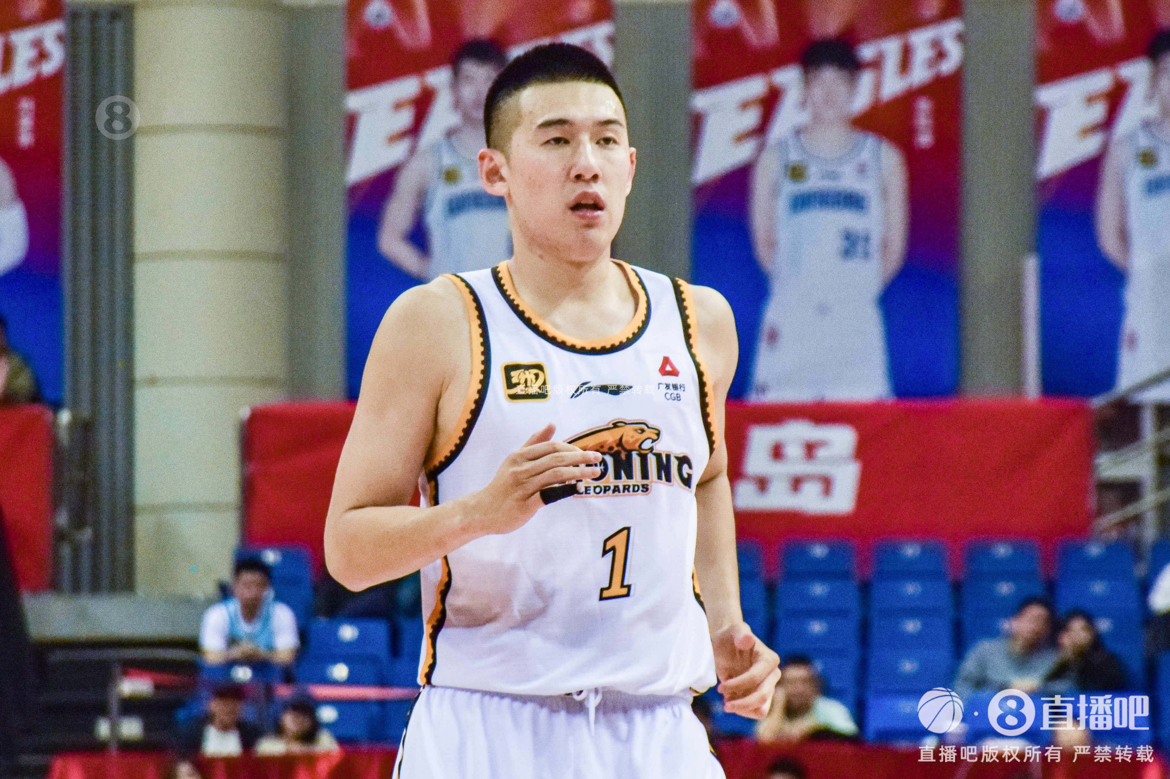 板凳匪徒！付豪替補5分鐘3中3拿到7分 正負值+15